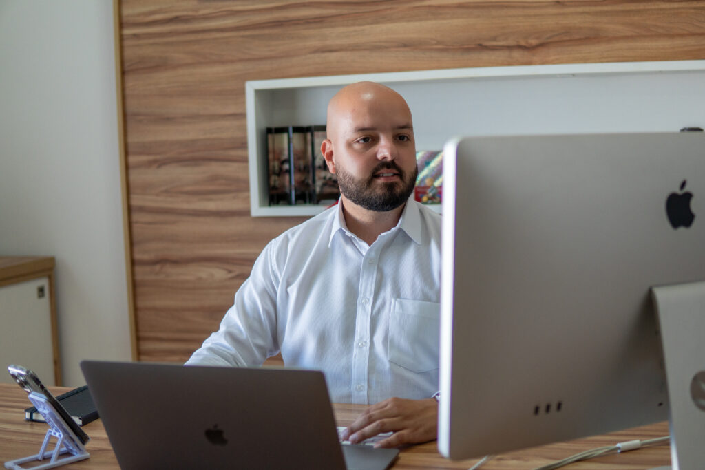 Talento não tem fronteira: mercado global de tecnologia atrai brasileiros