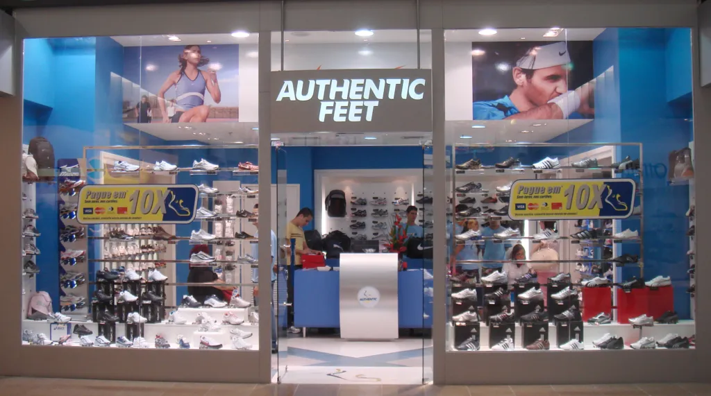 Authentic Feet contratando