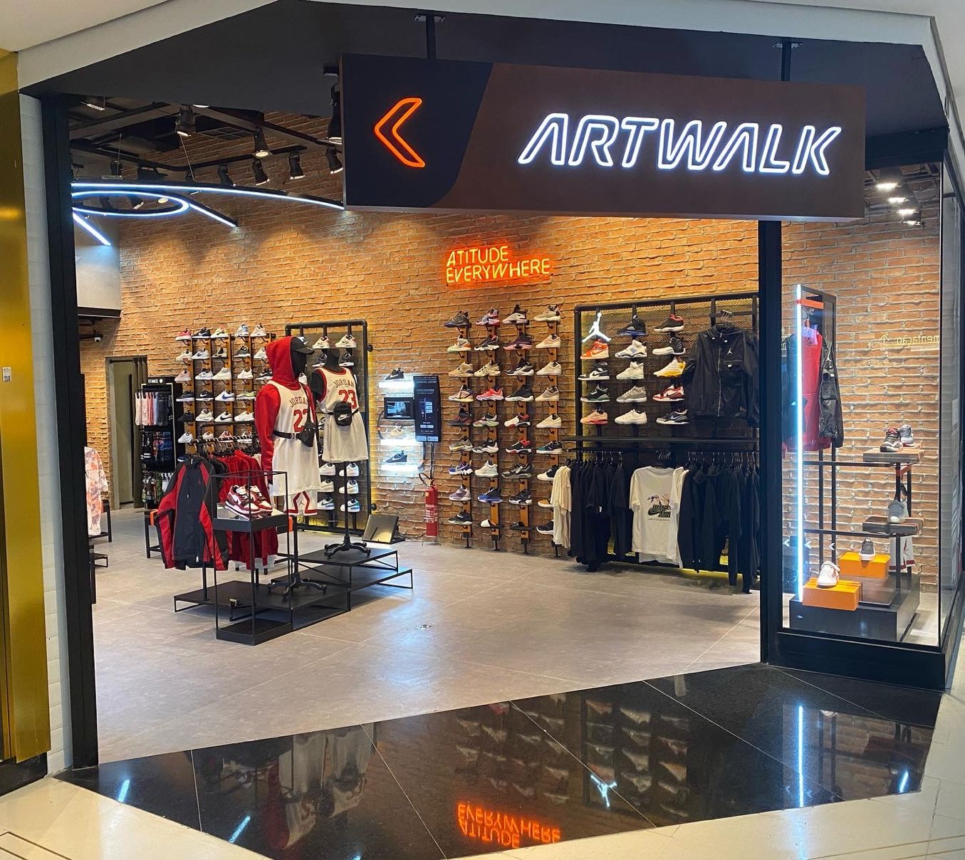 Artwalk está com 6 vagas abertas em suas lojas!