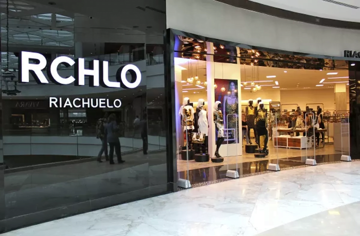 Riachuelo: 25 Vagas no Rio, Niterói e Meriti