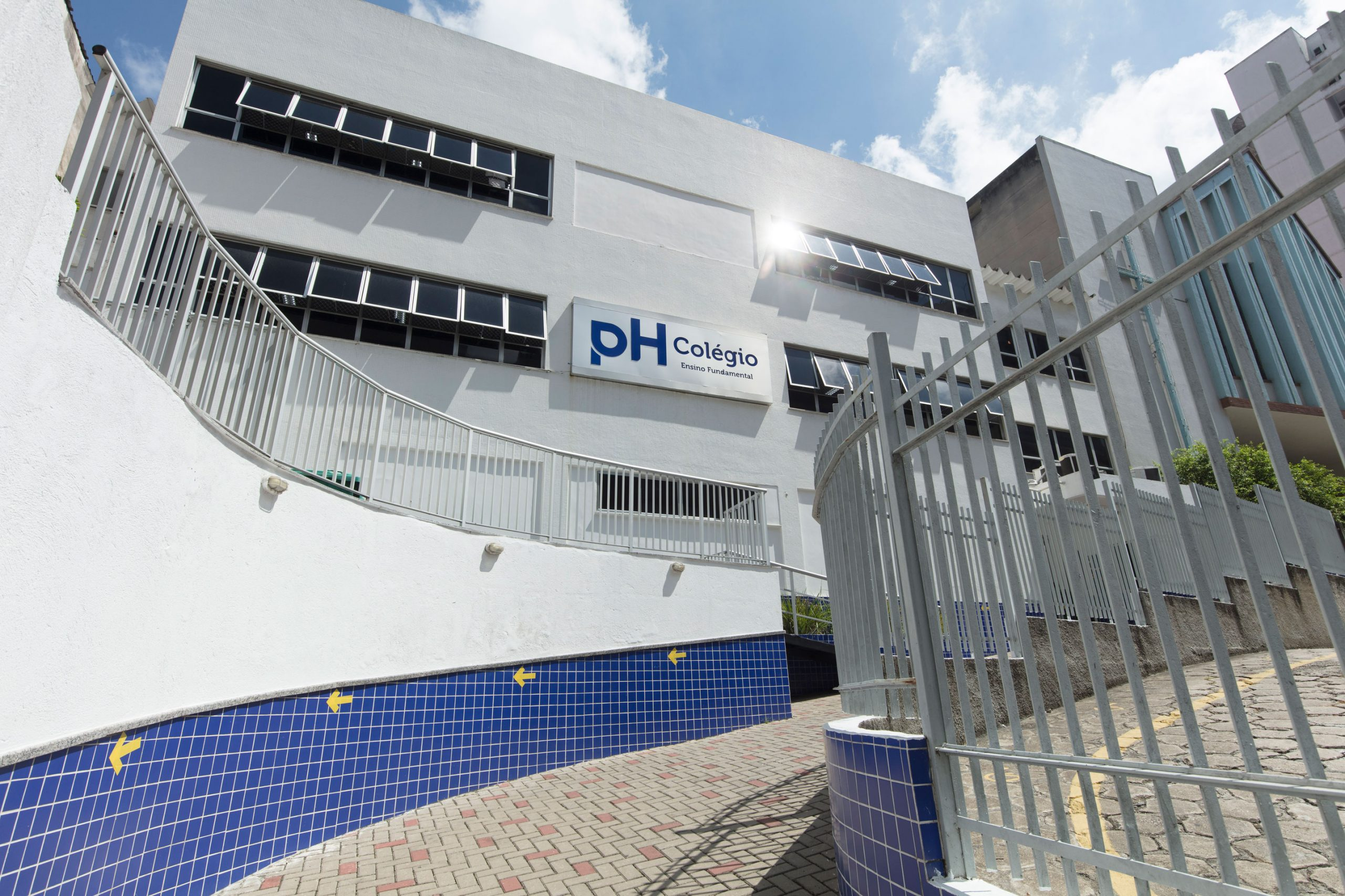 Colégio pH: Vagas de Emprego no Rio