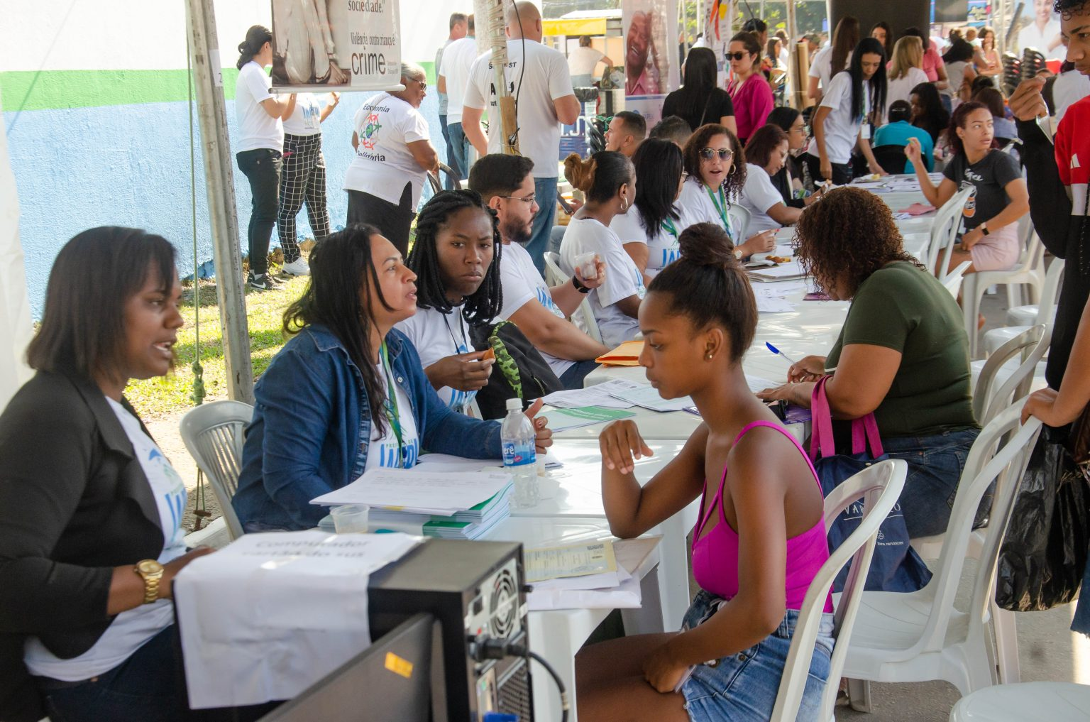 Prefeitura em Movimento atendeu centenas de pessoas