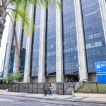 MEI: emissão de notas será feita somente pela NFS-e. Foto: Rafael Catarcione/Prefeitura do Rio de Janeiro