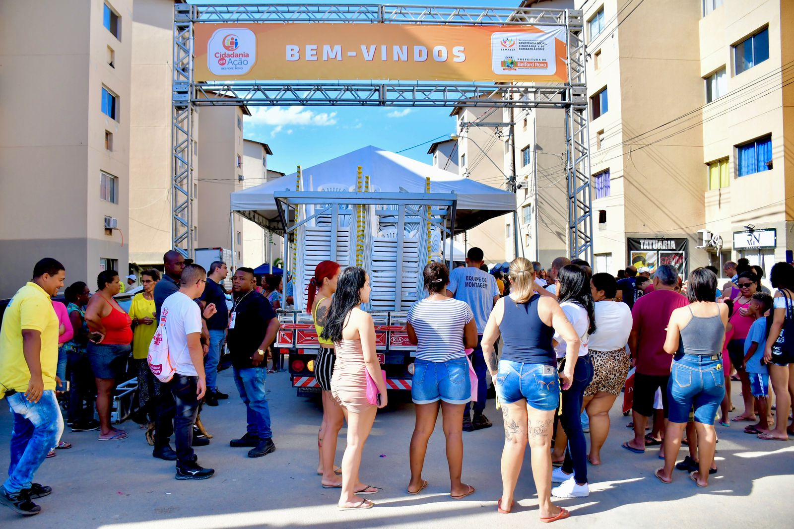 Ação Social em Belford Roxo Atende Mais de 1000 Pessoas